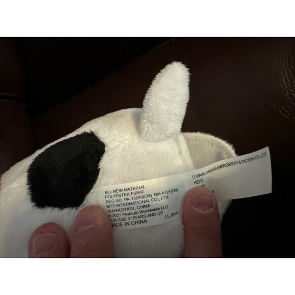 Animated Christmas Snoopy Plush - Picture 5 of 7